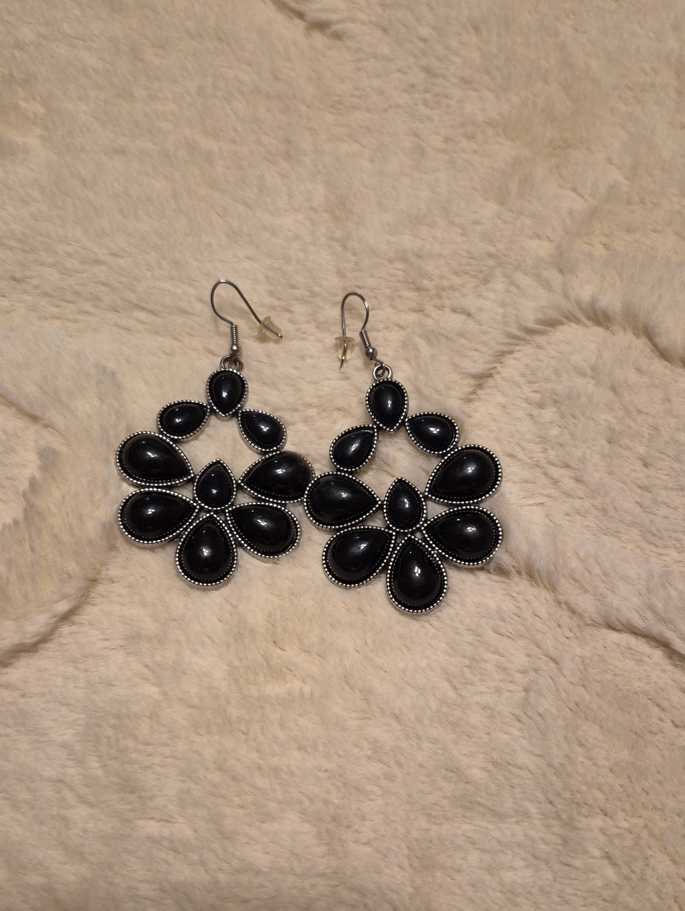 Black Teardrop Flower Dangle Earrings - Women's Jewelry